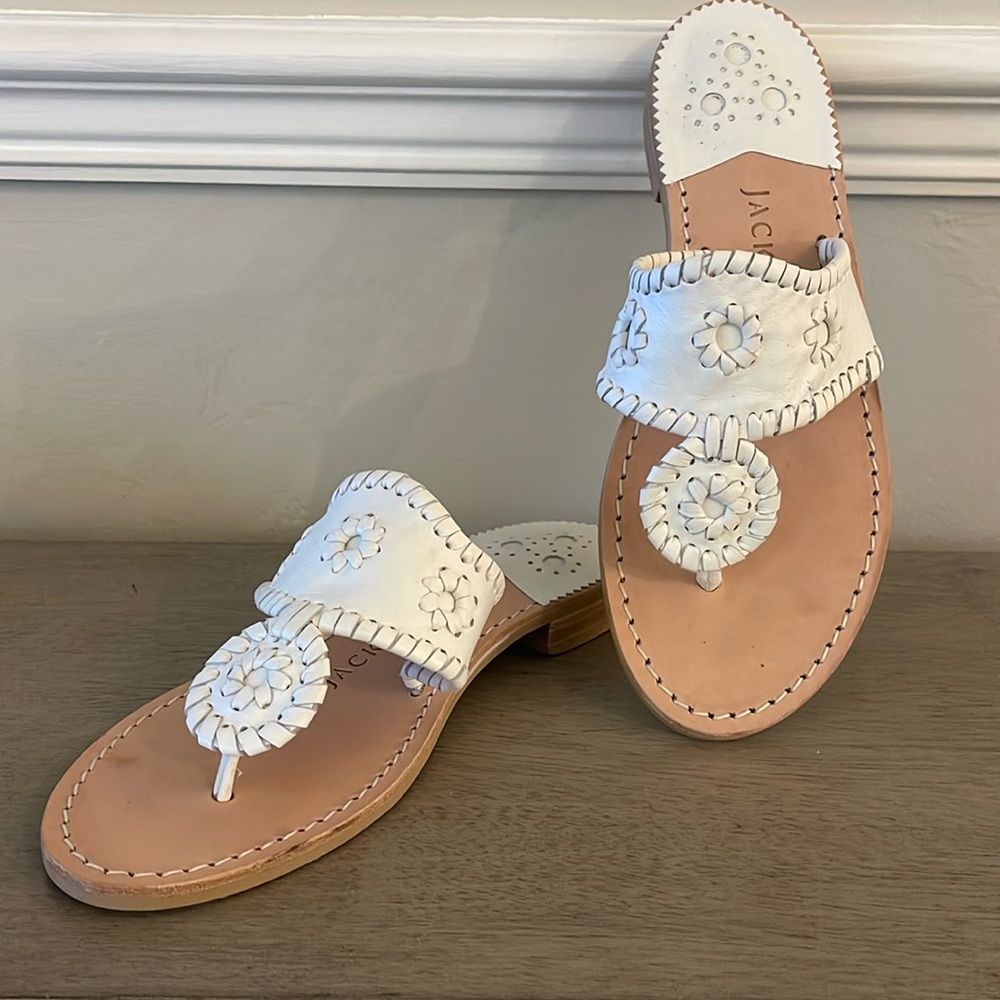 Jack Rogers White Leather Flower Thong Sandals